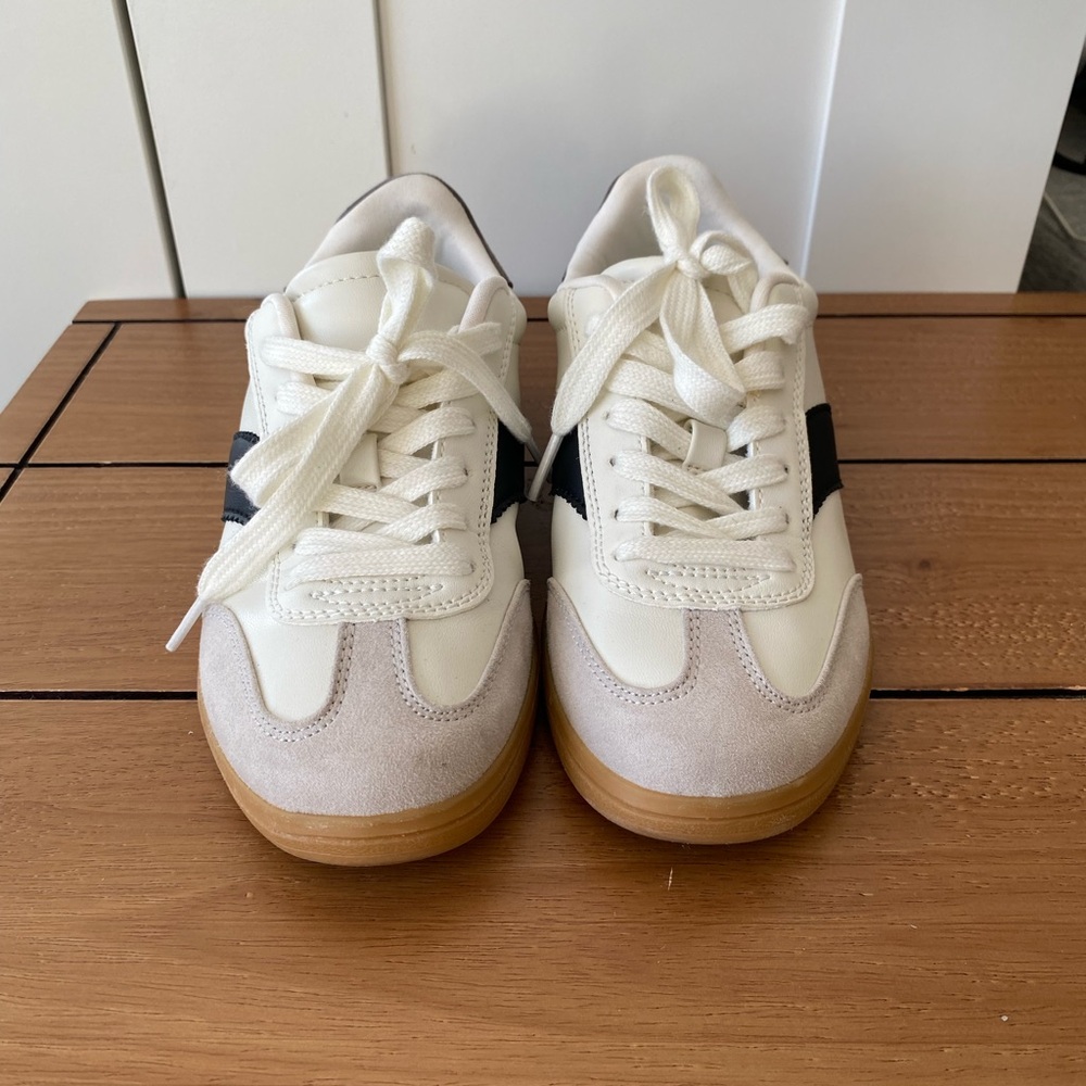 Target- Universal Thread Women's Spencer Fashion Sneakers Size 6 - Picture 7 of 8